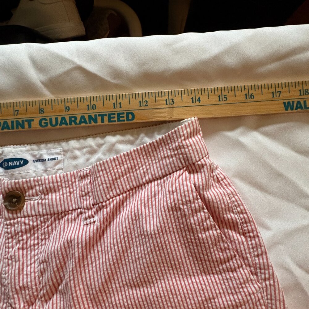 Old Navy Coral Stripe Women’s Casual Shorts - Picture 5 of 10